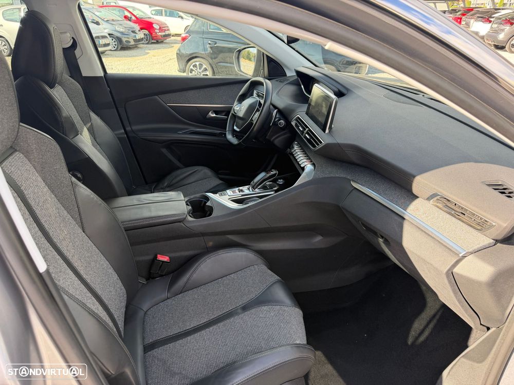 Peugeot 3008 1.6 BlueHDi Allure EAT6 - 10