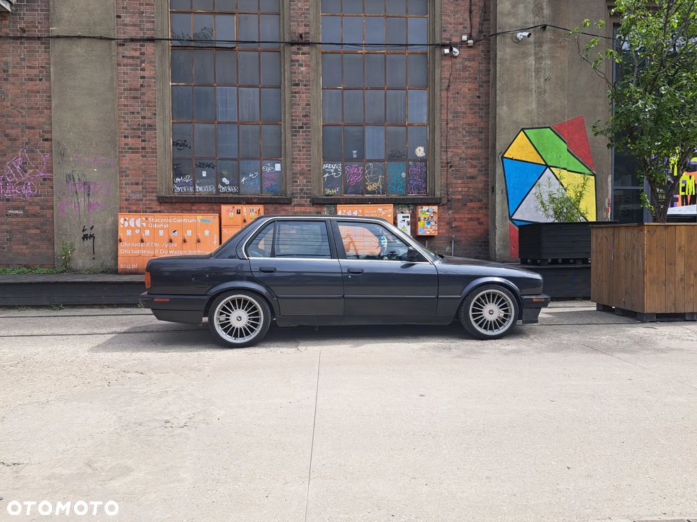 BMW Seria 3 - 1