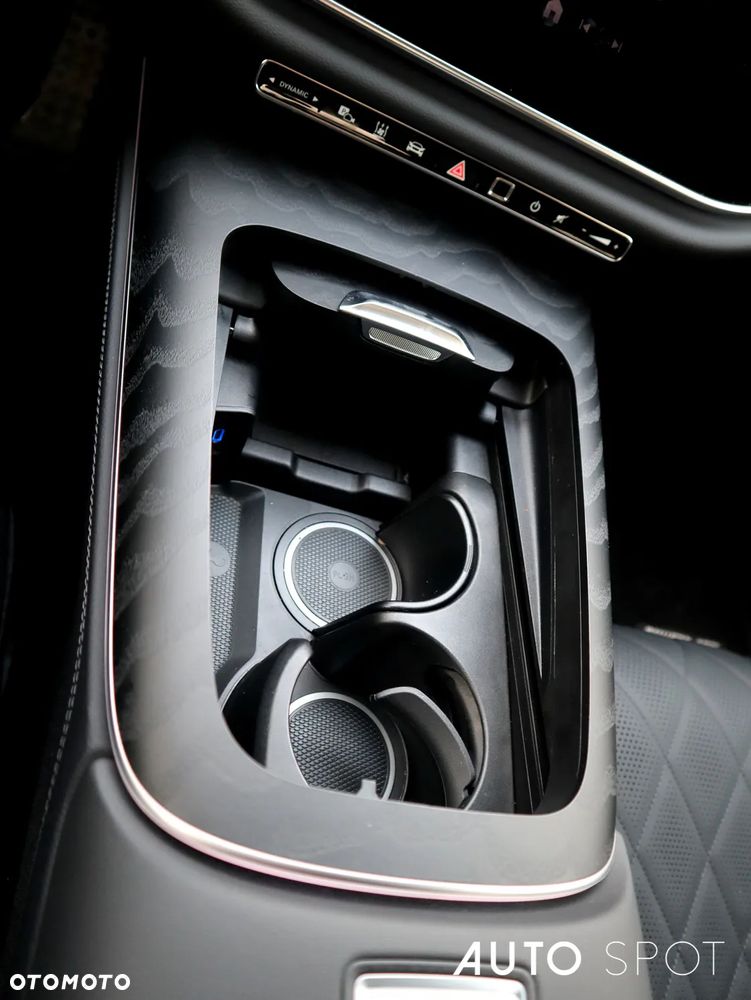 Mercedes-Benz Klasa E 450 mHEV 4-Matic AMG 9G-Tronic - 36