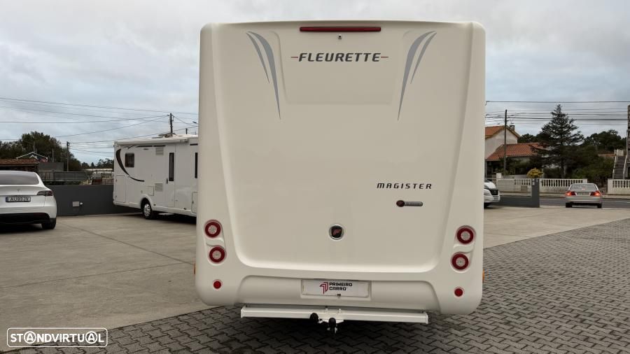 Fleurette Magister 74 LMF c.central e basculante - 36