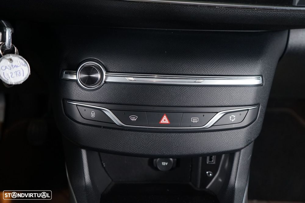 Peugeot 308 1.6 e-HDi Allure - 29