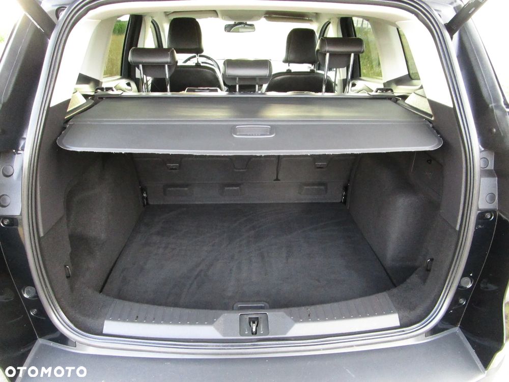 Ford Kuga 2.0 TDCi 2x4 Business Edition - 27