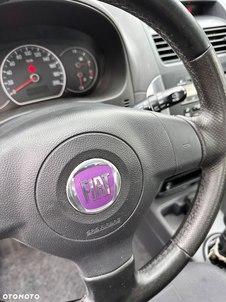 Fiat Sedici 1.6 16V 4x2 Dynamic Plus - 19