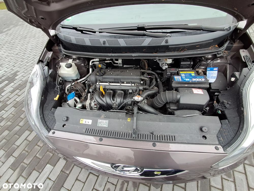 Hyundai ix20 1.4 blue - 28