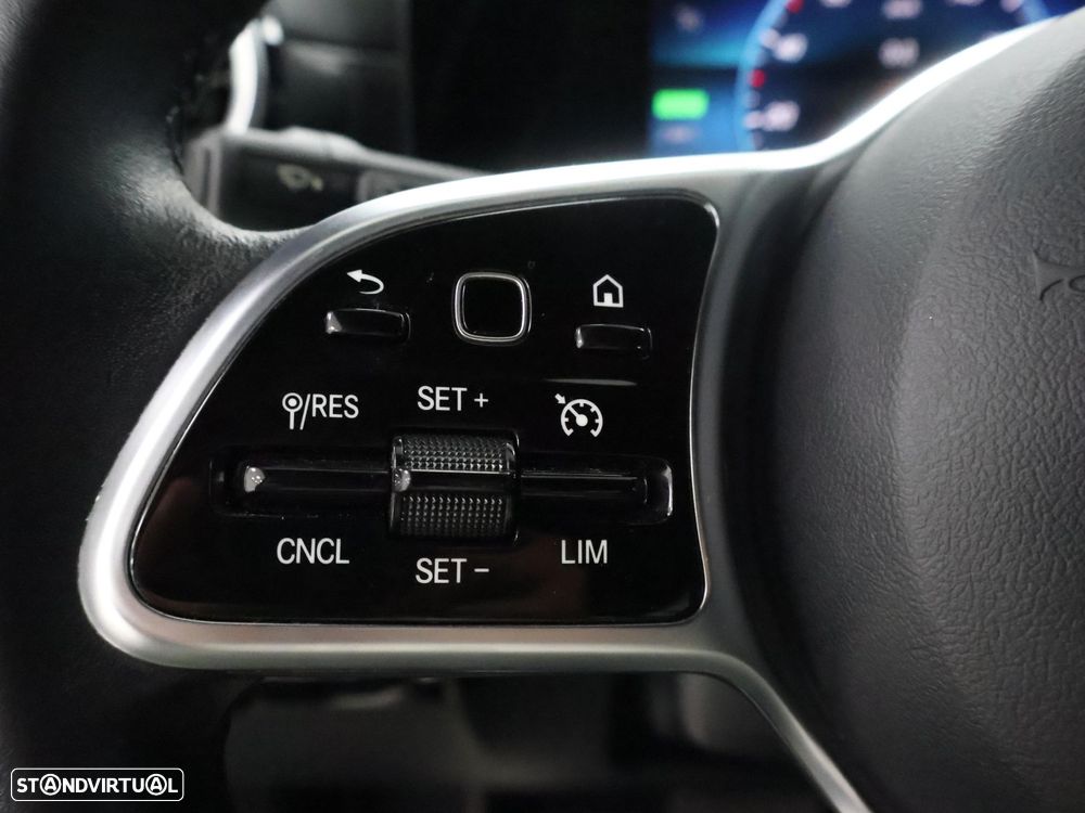 Mercedes-Benz A 250 e Style Plus - 17