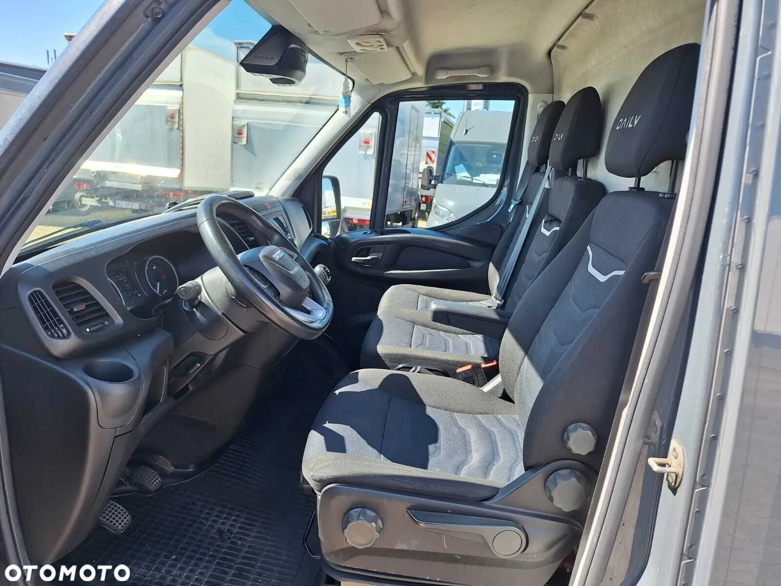 Iveco 35S18 16m3 Hak - 8