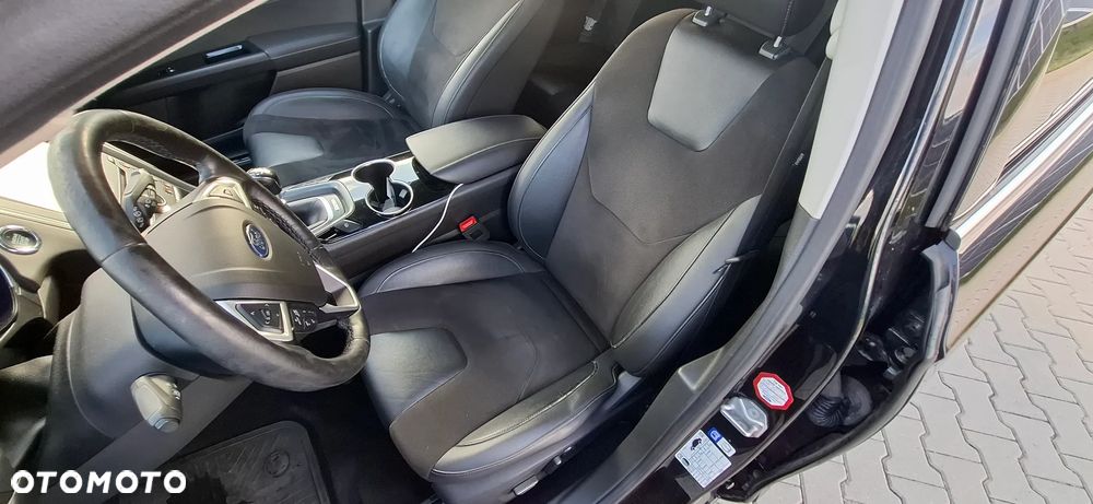 Ford Mondeo 2.0 TDCi Titanium - 19