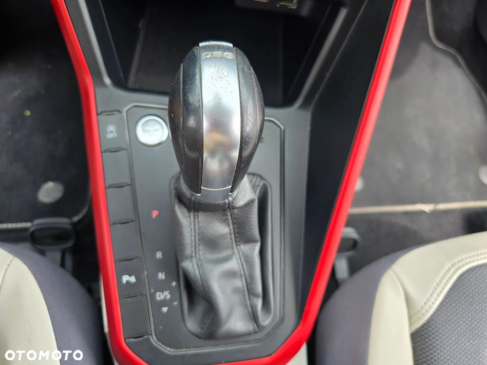 Volkswagen Polo - 33