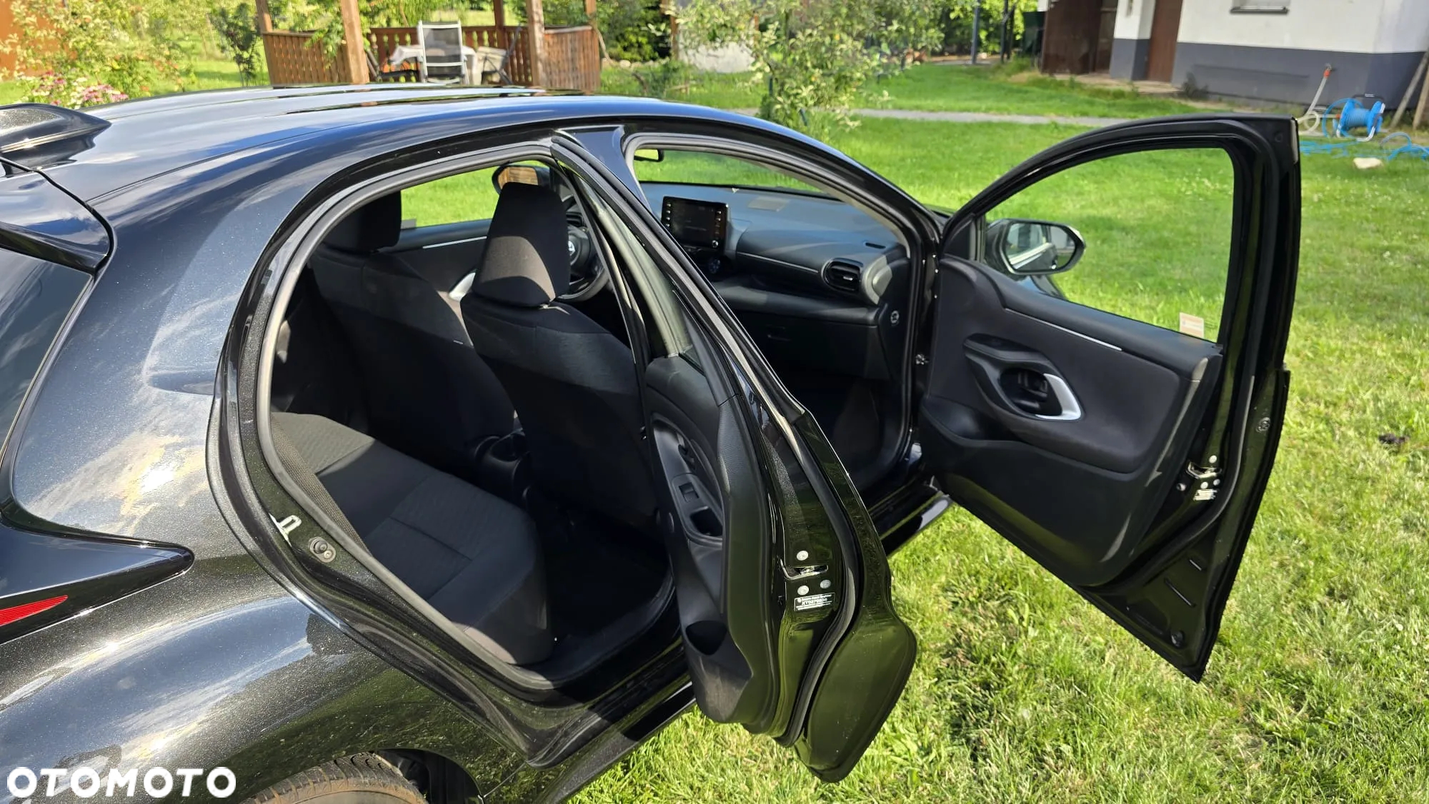 Toyota Yaris 1.5 Comfort CVT - 12