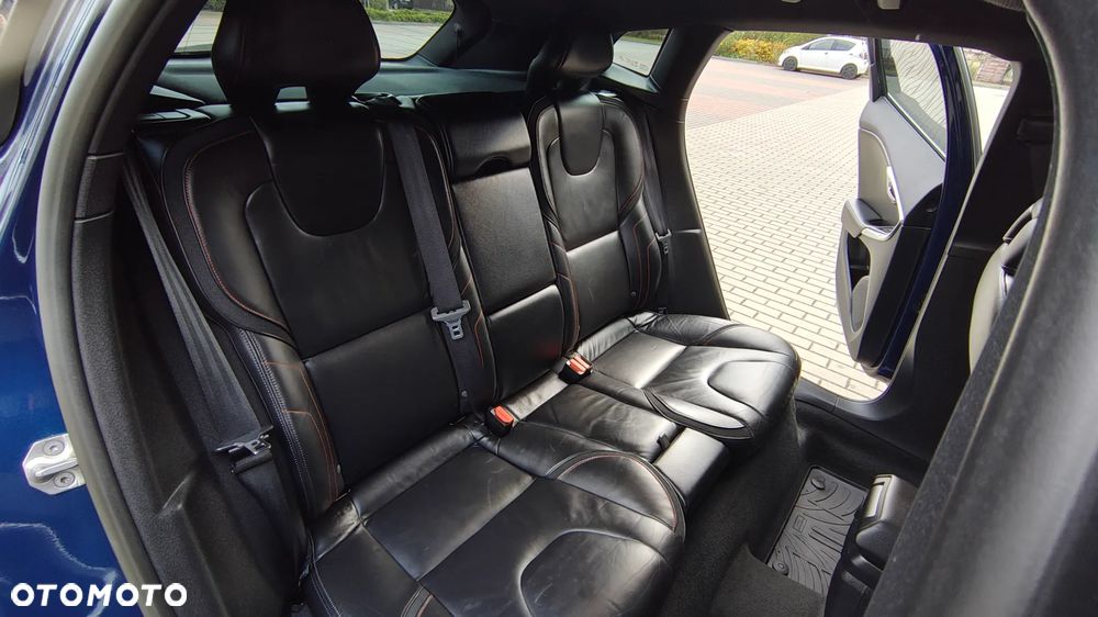 Volvo V40 D2 Ocean Race - 25