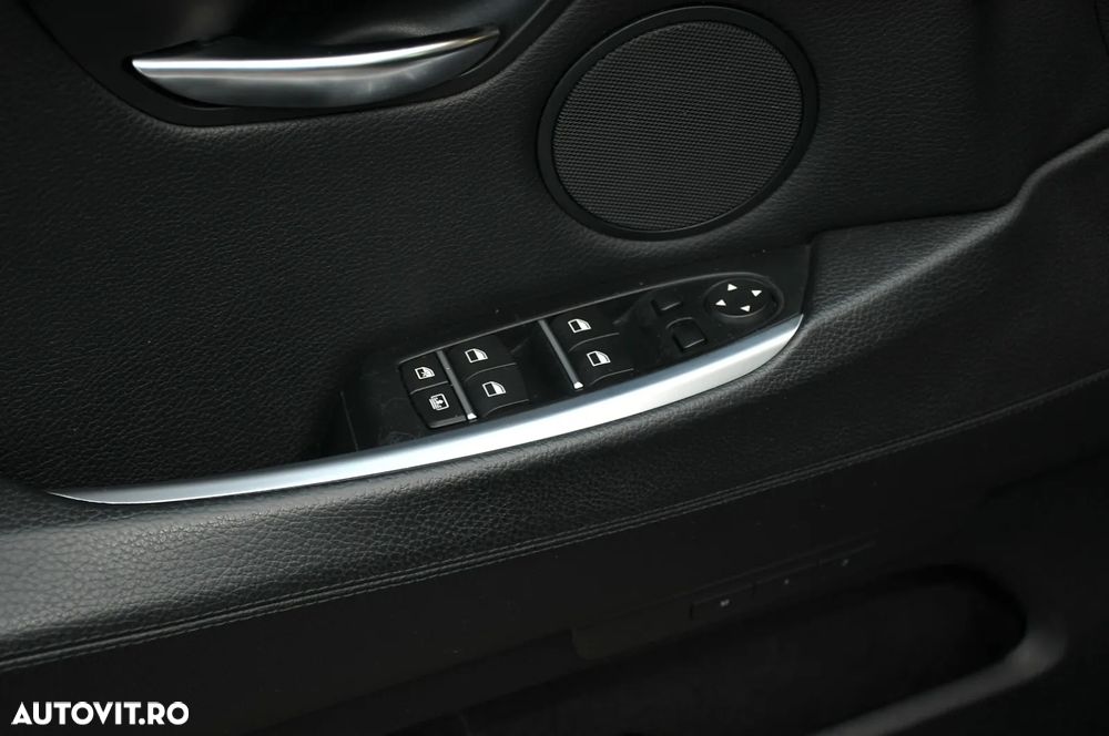 BMW Seria 5 530d xDrive Touring - 21