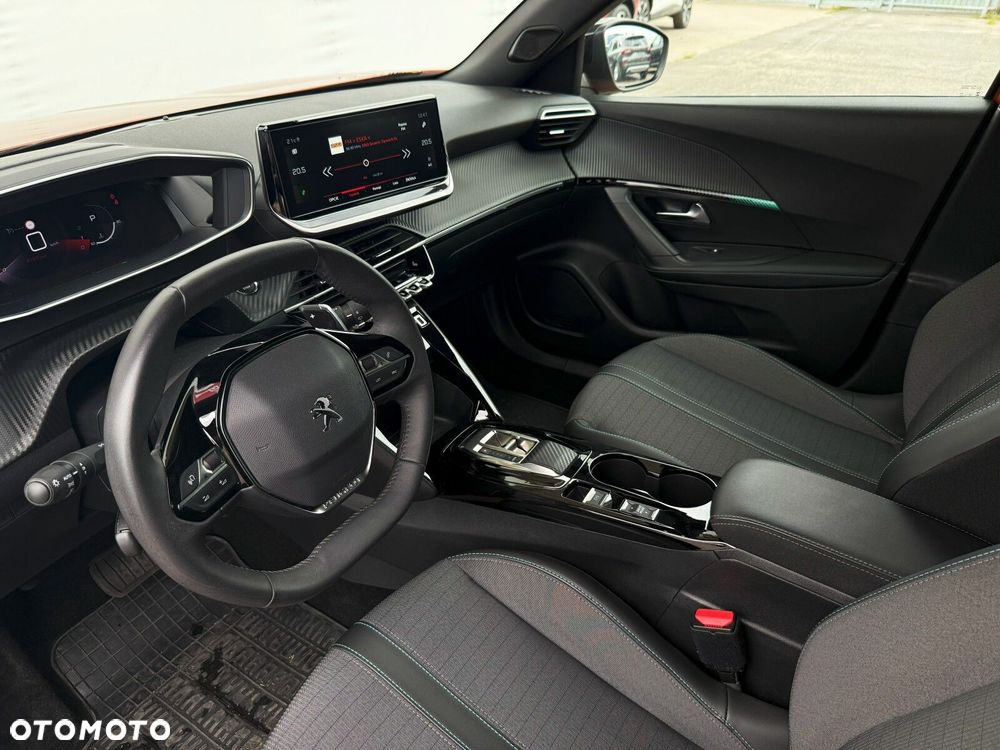 Peugeot 2008 1.2 PureTech Allure Pack S&S EAT8 - 12