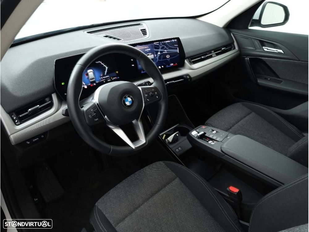 BMW X1 sDrive18d - 16
