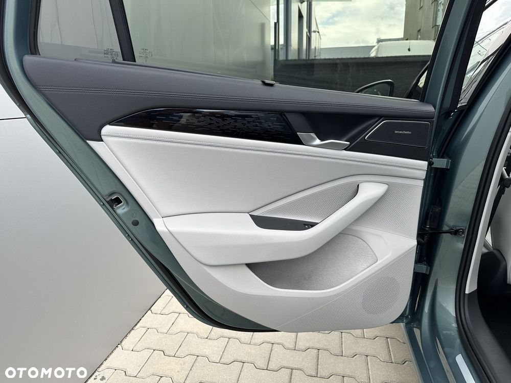 Volkswagen Passat 1.5 TSI EVO Elegance DSG - 15