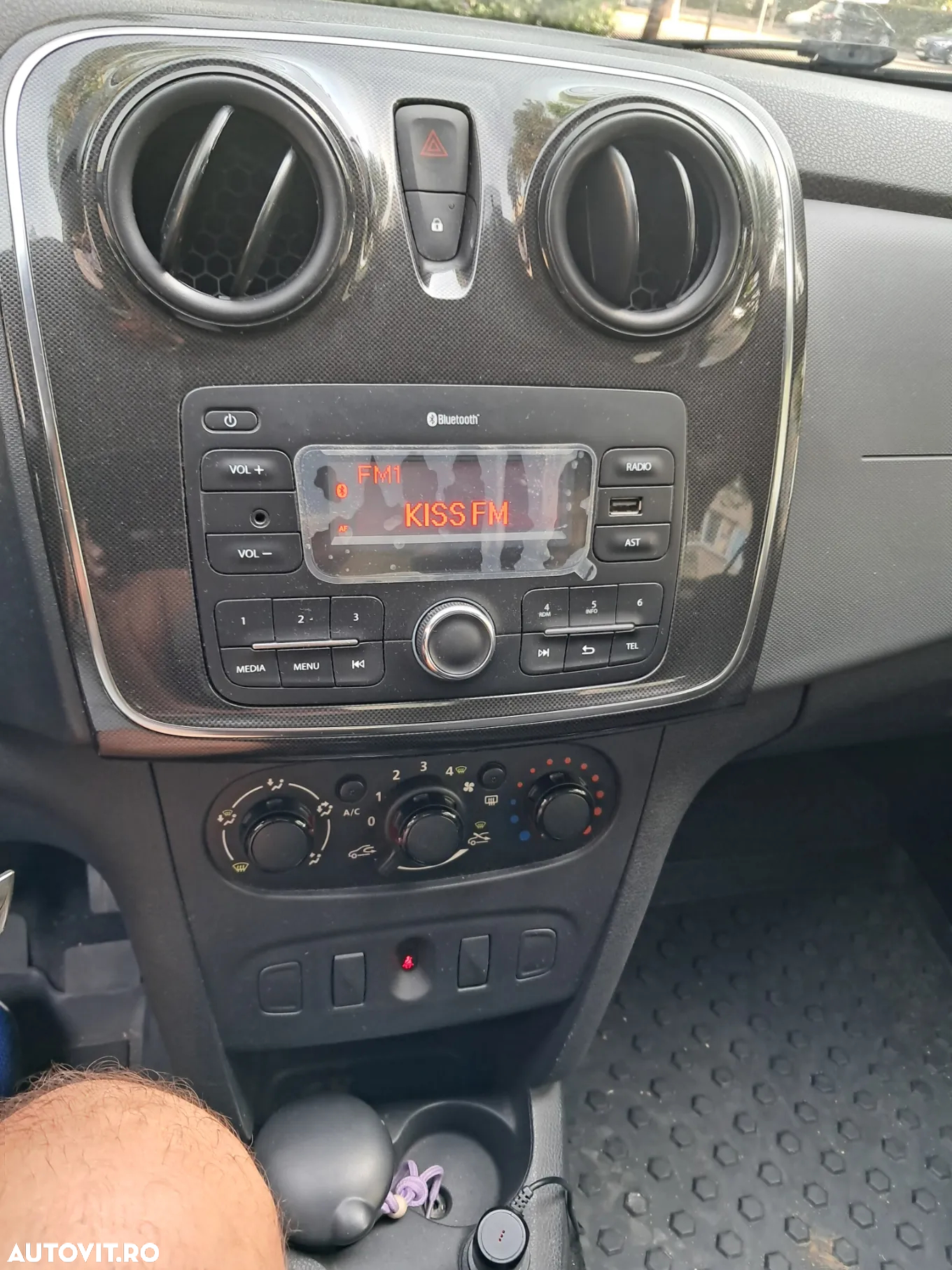 Dacia Logan 1.0 SCe Acces - 5