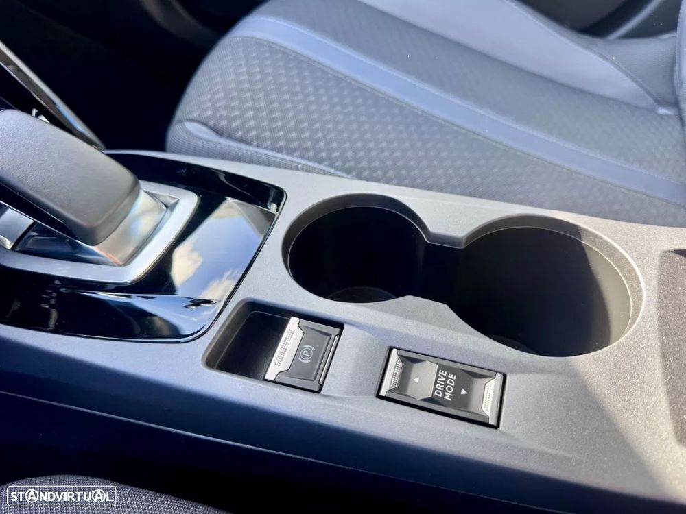 Peugeot e-2008 50 kWh Allure Pack - 21