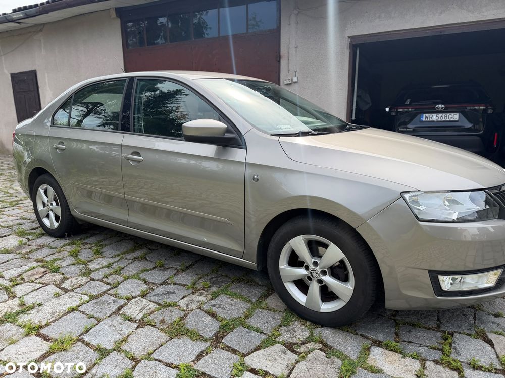 Skoda RAPID 1.2 TSI Ambition - 11