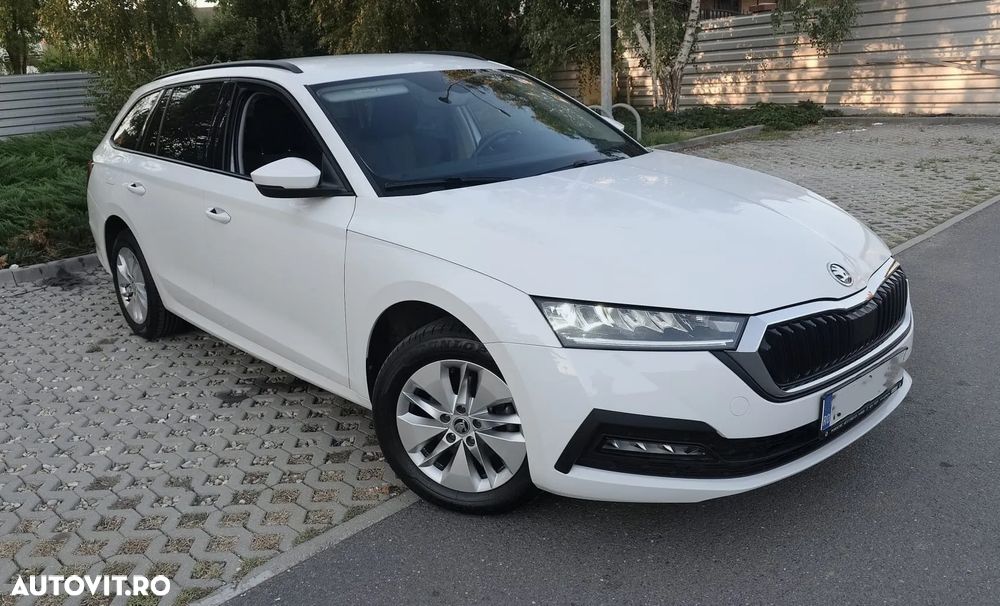 Skoda Octavia 2.0 TDI DSG Ambition - 8