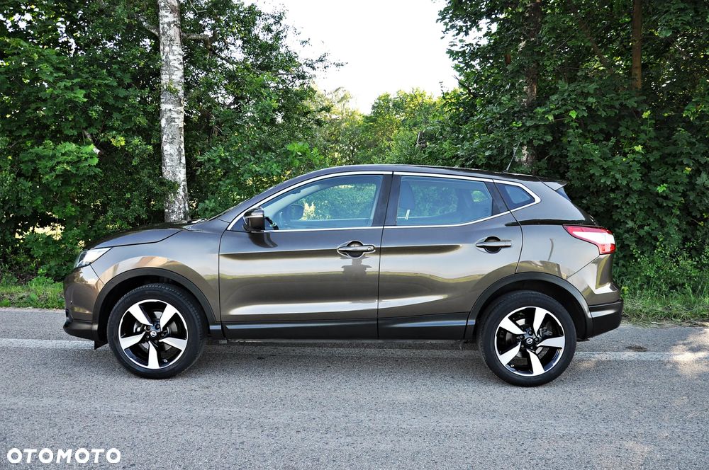 Nissan Qashqai - 1