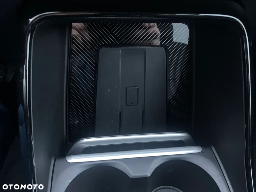 BMW X1 sDrive18i - 26