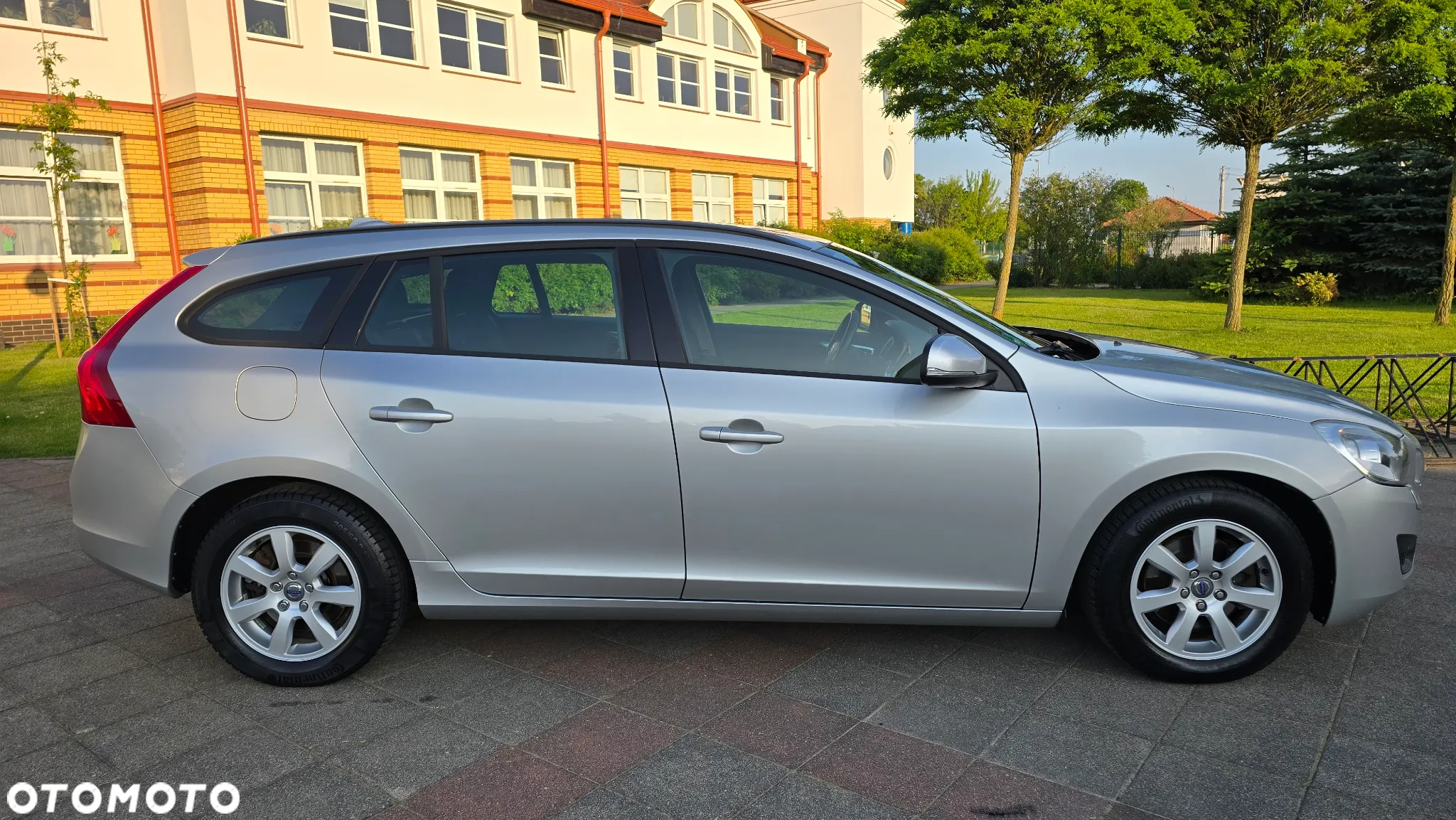 Volvo V60 - 8