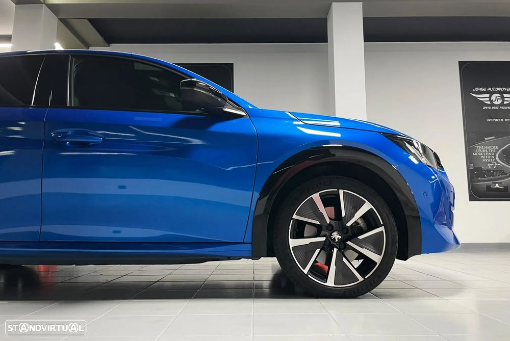 Peugeot e-208 50 kWh GT Line - 12