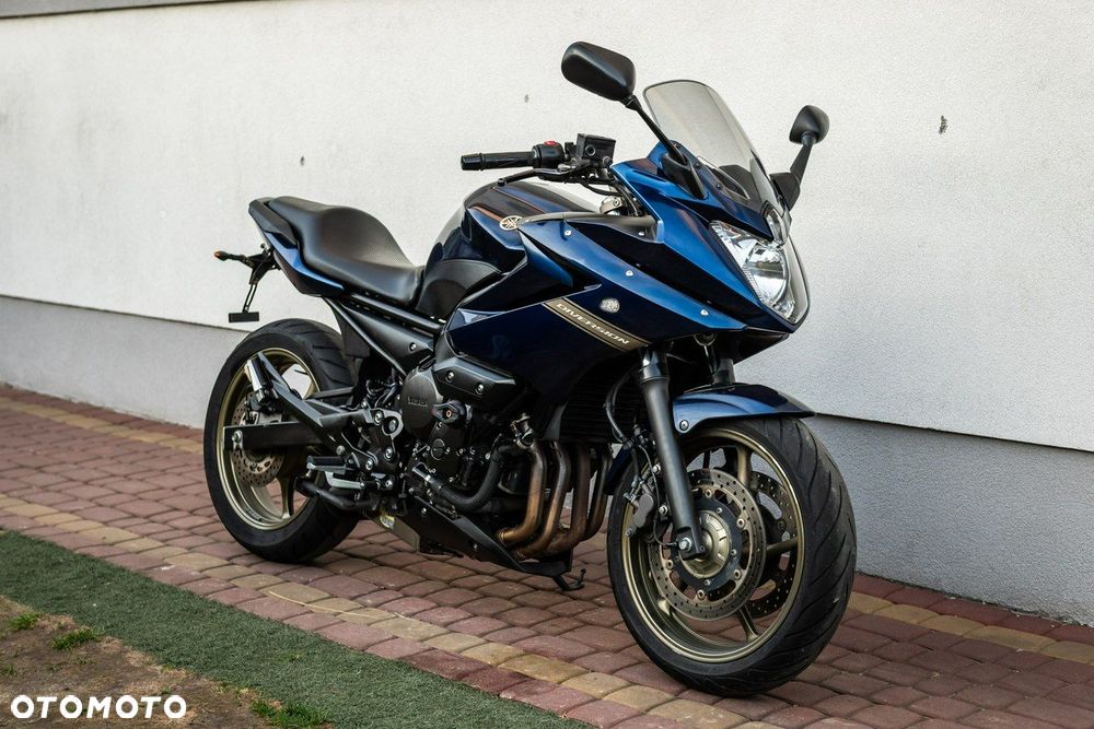 Yamaha XJ - 1