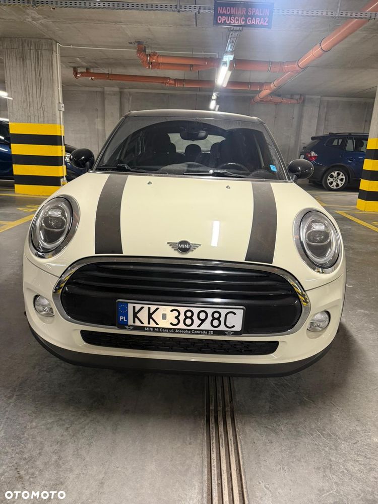 MINI Cooper Standard - 3