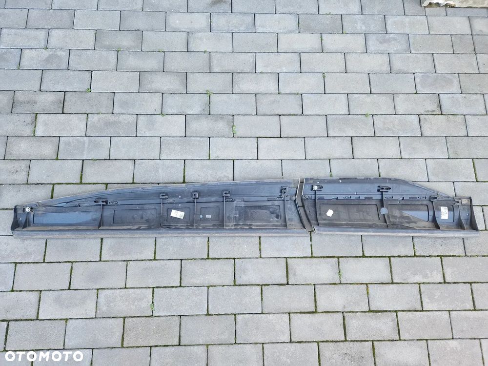 LISTWY DRZWI PRZEDNICH PRAWYCH + TYLNYCH PRAWYCH AUDI Q4 E-TRON 2021-- - 7