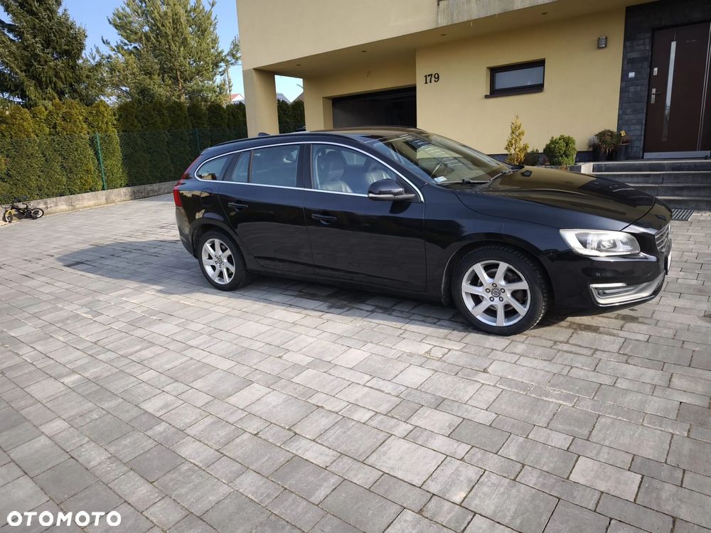 Volvo V60 D2 Geartronic Powershift Momentum - 15