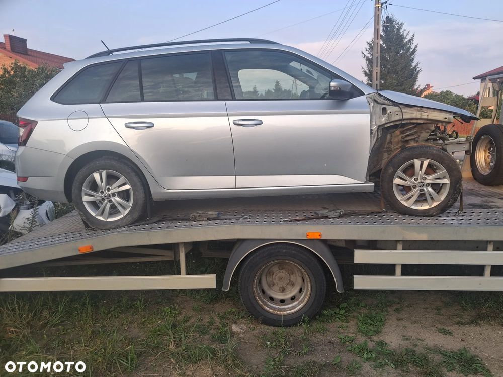 Skoda Fabia 1.0 TSI Best of Drive - 1