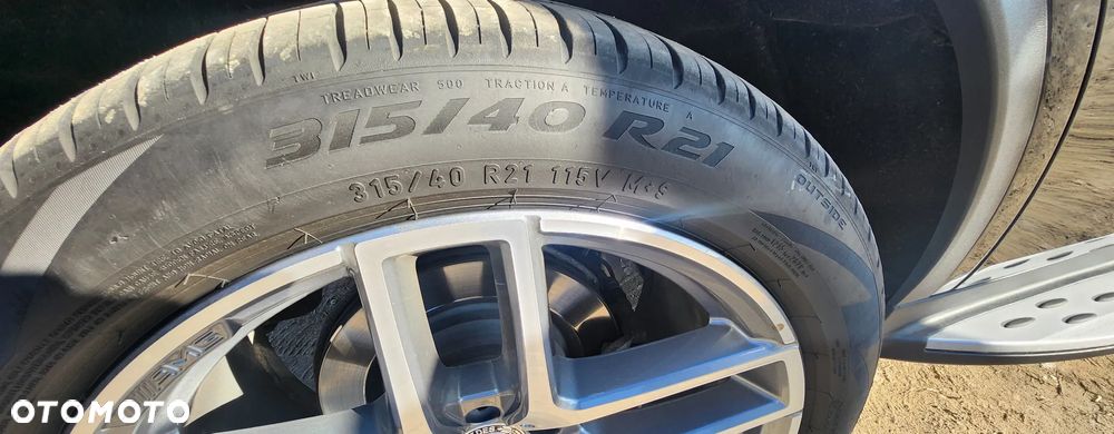 Mercedes-Benz GLE - 35