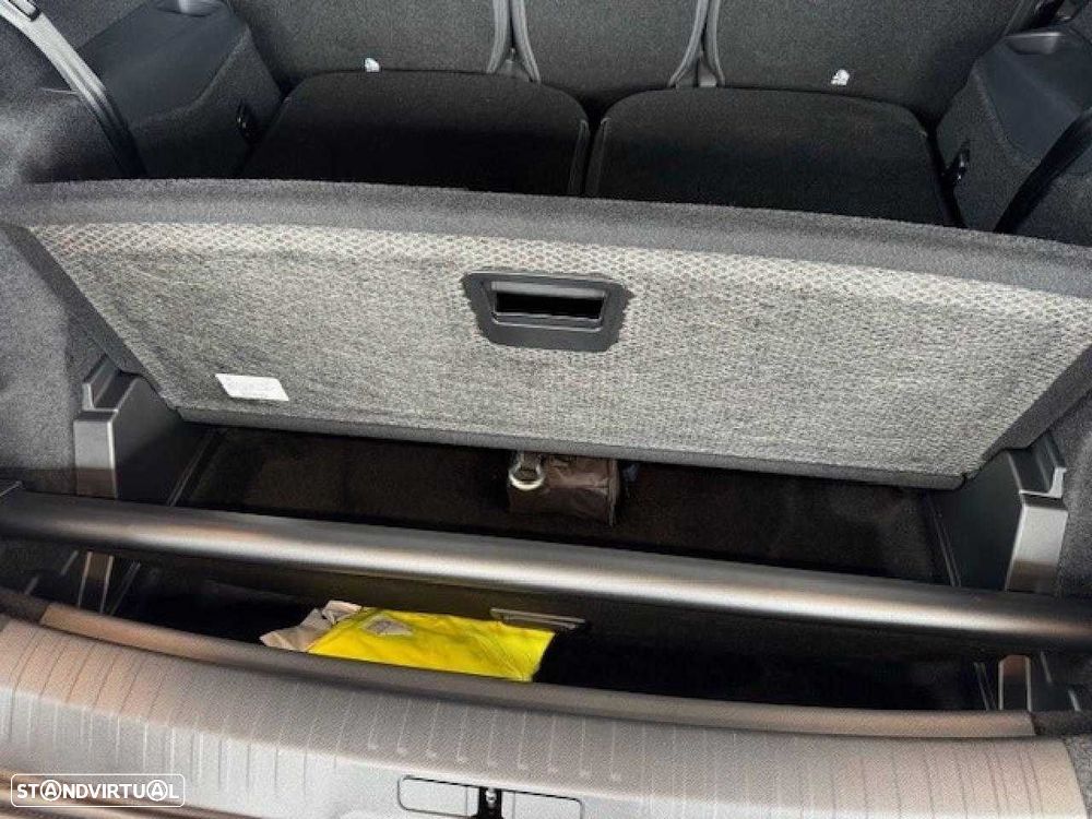 Peugeot 5008 1.2 Hybrid Allure e-DCS6 - 12