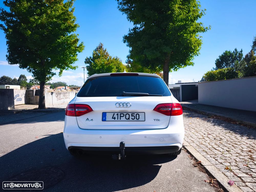 Audi A4 Avant 2.0 TDI Business Line - 4