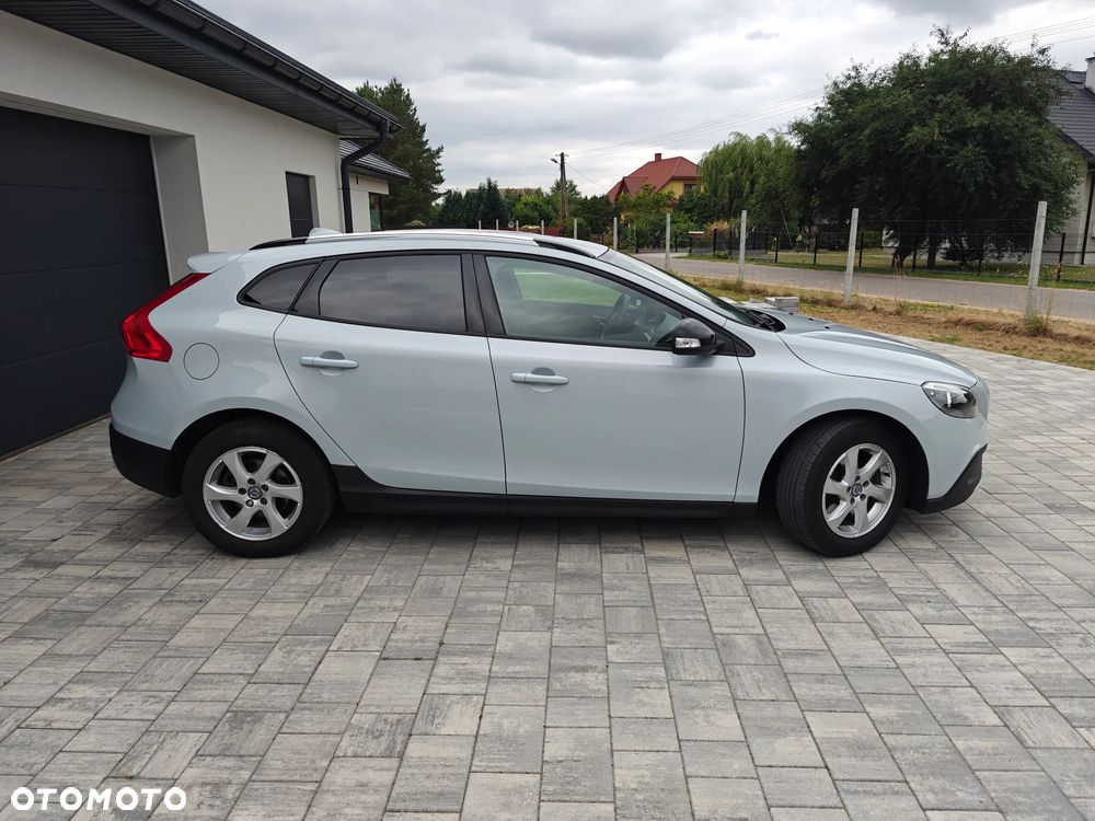 Volvo V40 D2 Drive-E Momentum - 3