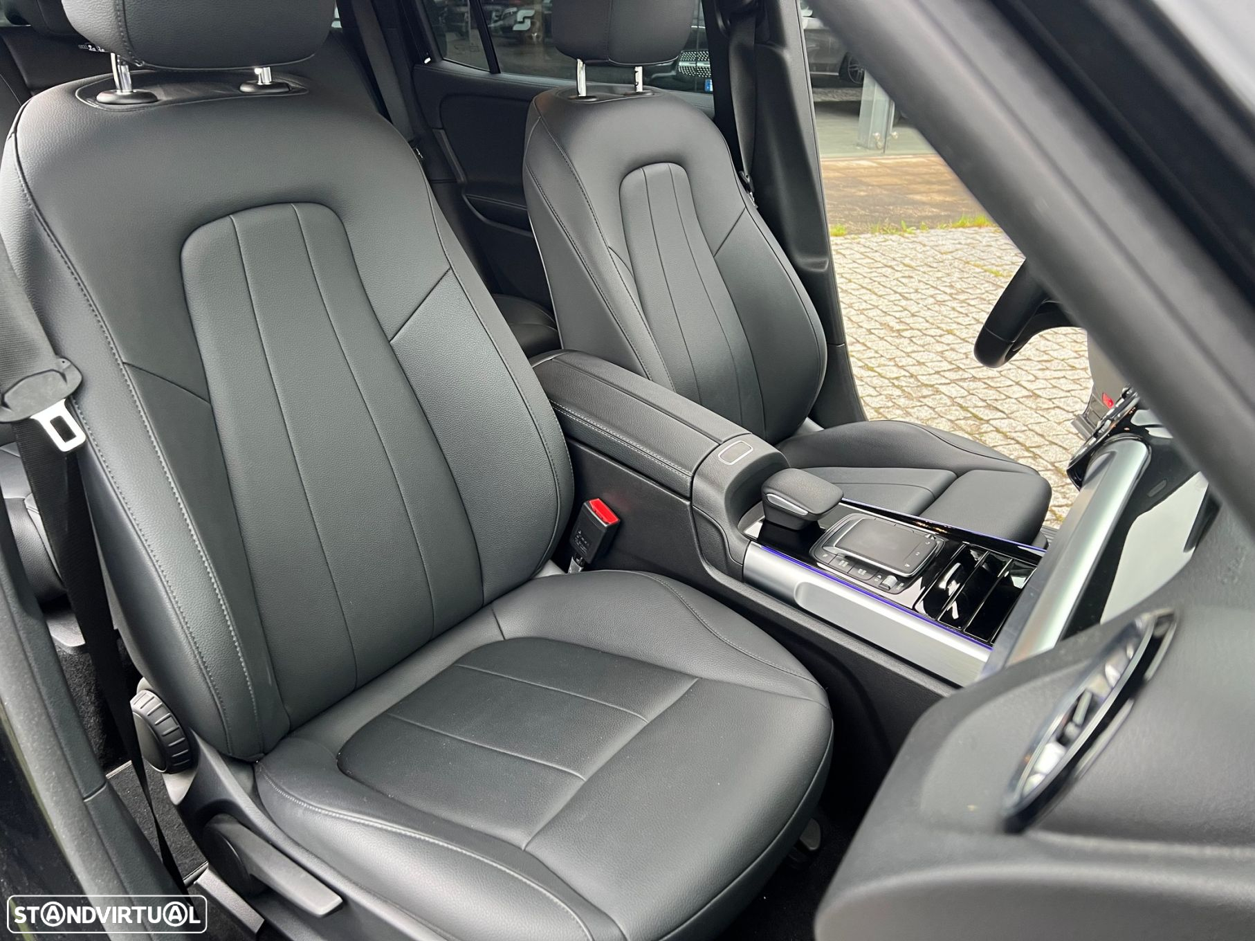 Mercedes-Benz EQB 250+ Progressive - 16