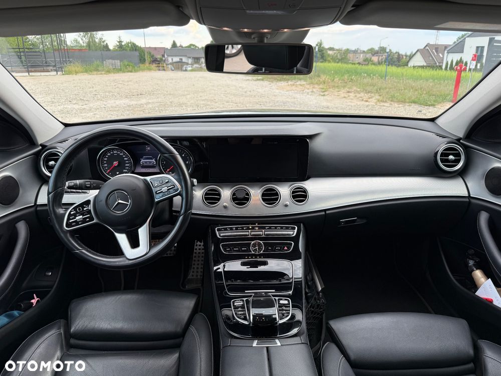 Mercedes-Benz Klasa E 220 d Business Edition 9G-TRONIC - 20