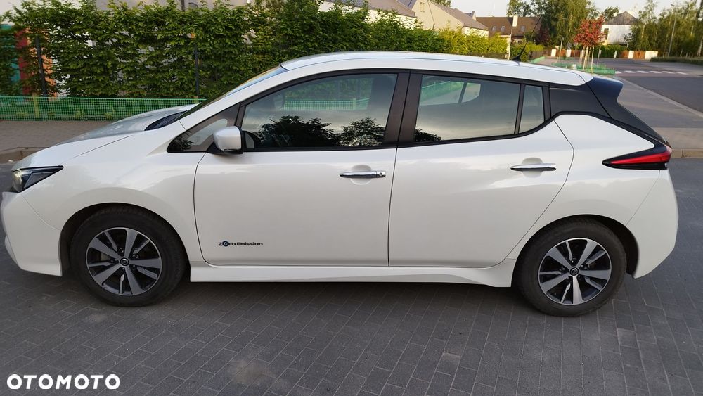 Nissan Leaf 40kWh Acenta - 3