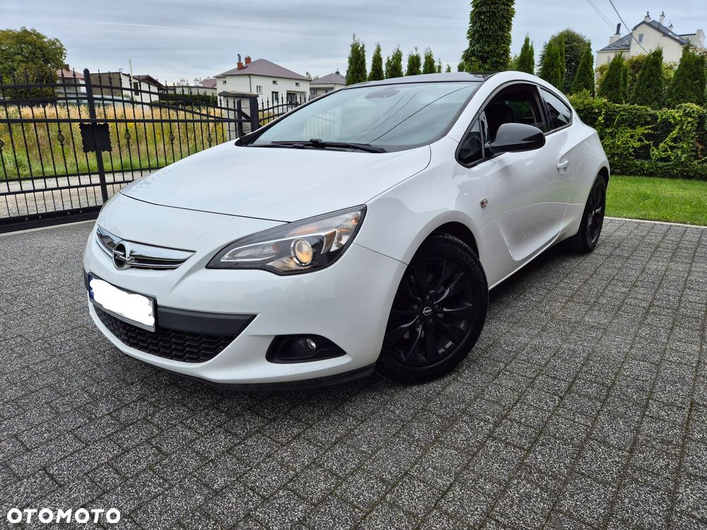 Opel Astra 2015 photo 2
