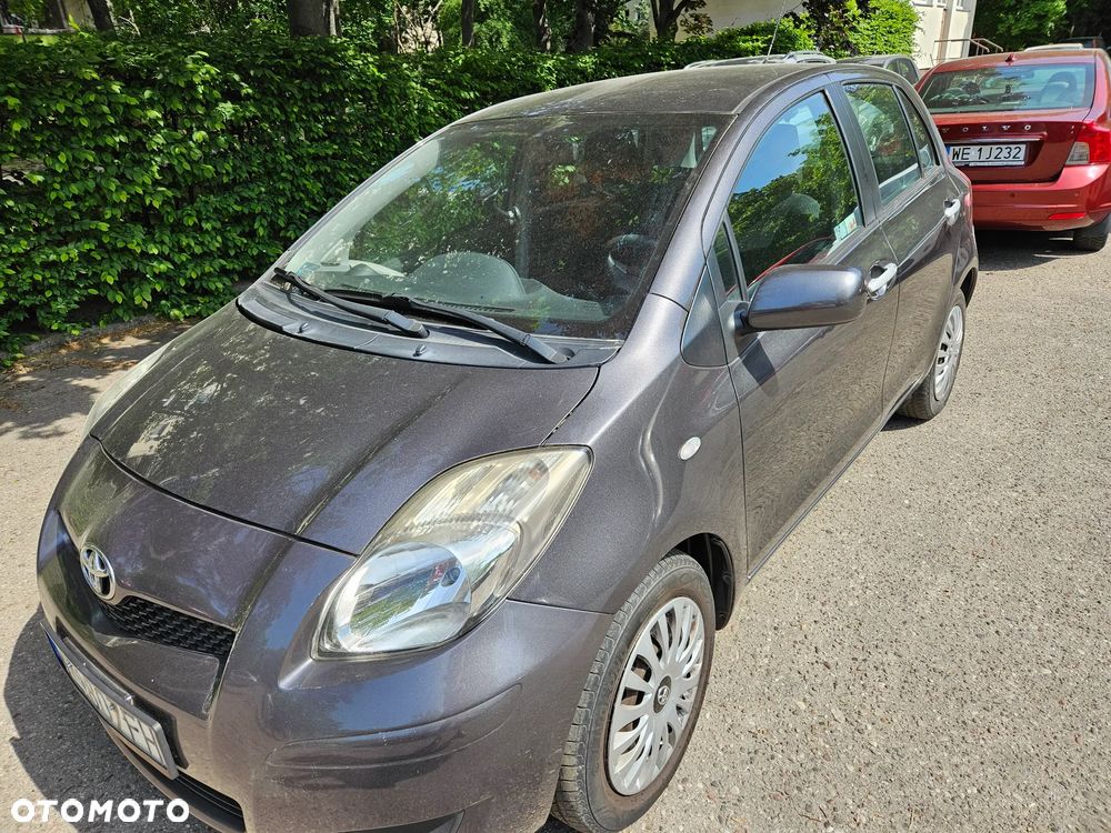 Toyota Yaris 1.33 Luna - 1