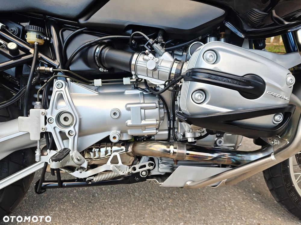 BMW R - 16