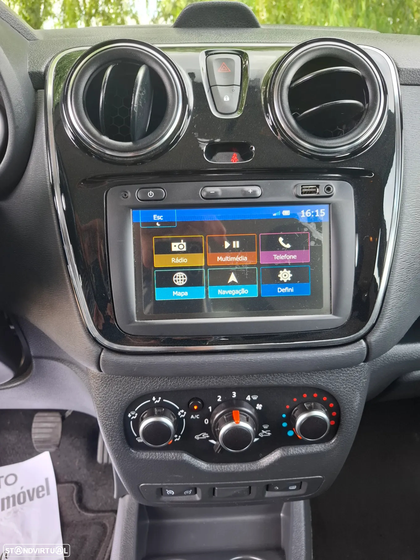Dacia Lodgy 1.5 Blue dCi Stepway 7L - 20