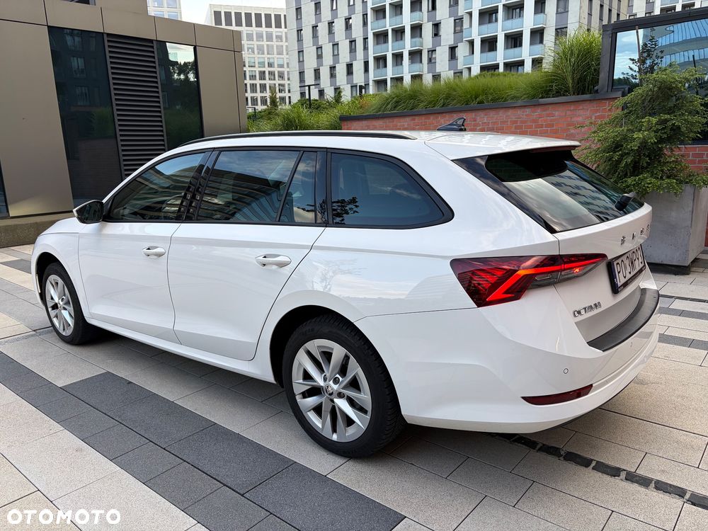 Skoda Octavia 2.0 TDI Ambition DSG - 12