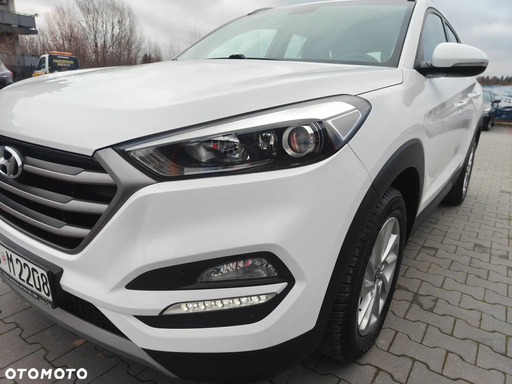 Hyundai Tucson blue 1.7 CRDi 2WD DCT Premium - 18