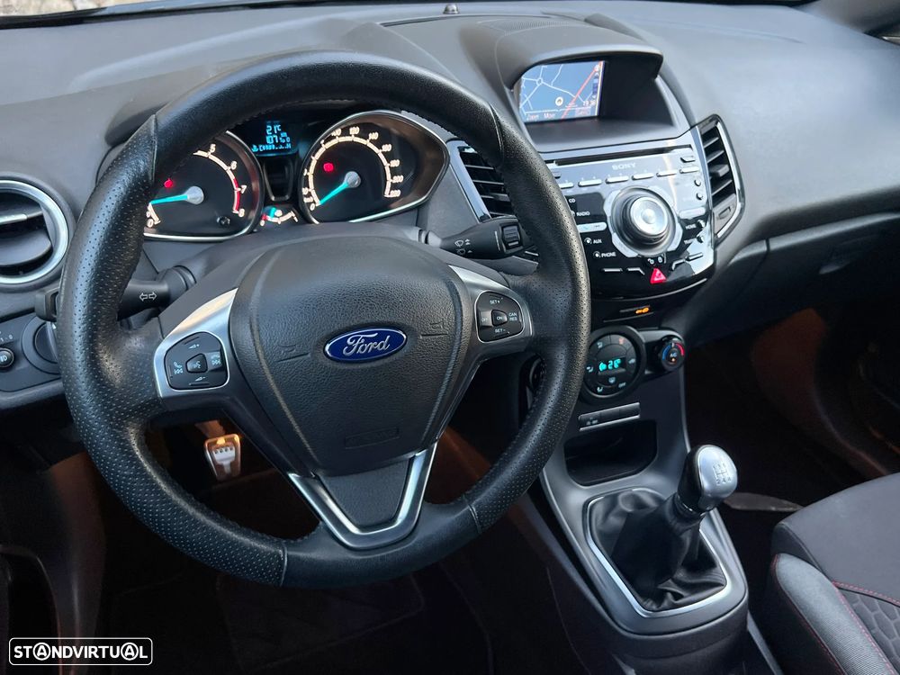 Ford Fiesta 1.0 EcoBoost ST-Line X - 12