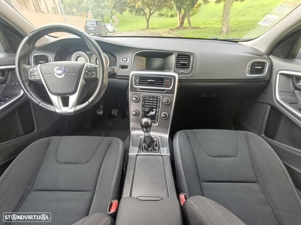 Volvo S60 2.0 D4 Momentum Start/Stop - 17