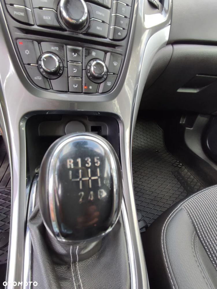 Opel Astra - 8