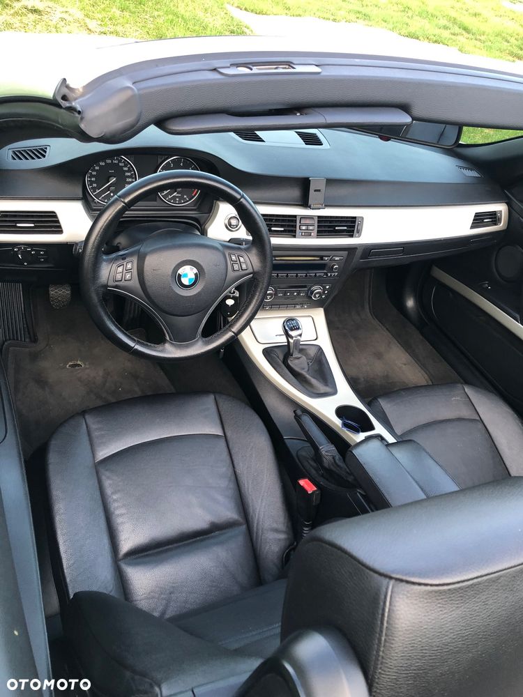 BMW Seria 3 320i - 6