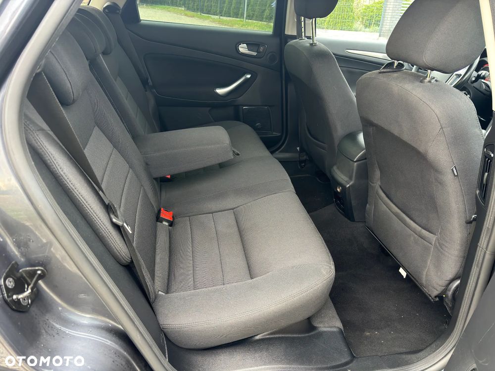 Ford Mondeo 2.0 TDCI Titanium - 10