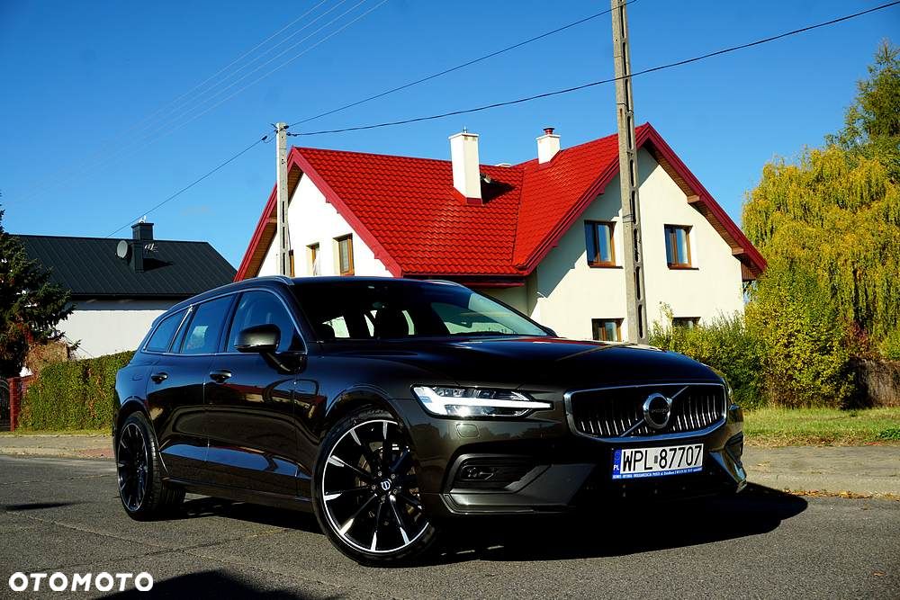 Volvo V60 2019 photo 2